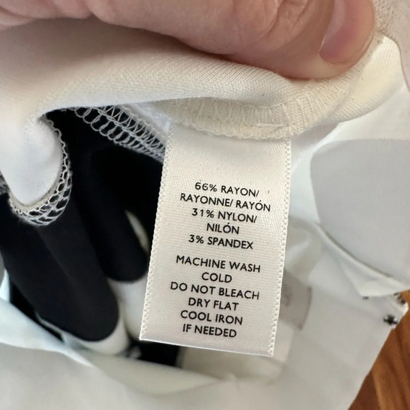 Ann Taylor Loft Black and White Bodycon Mini Skirt size Small - Picture 4 of 4